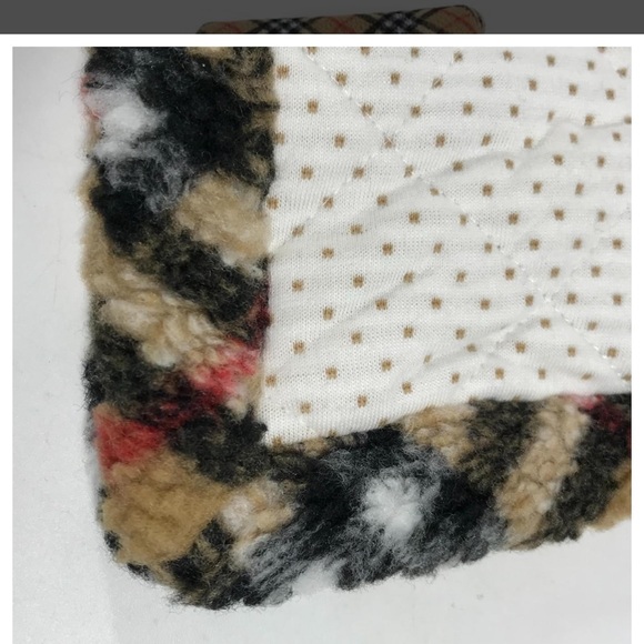 Burberry Fleece Baby Blanket - Picture 4 of 9